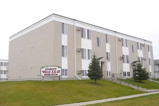 Cedars West - Cedars West Apartments