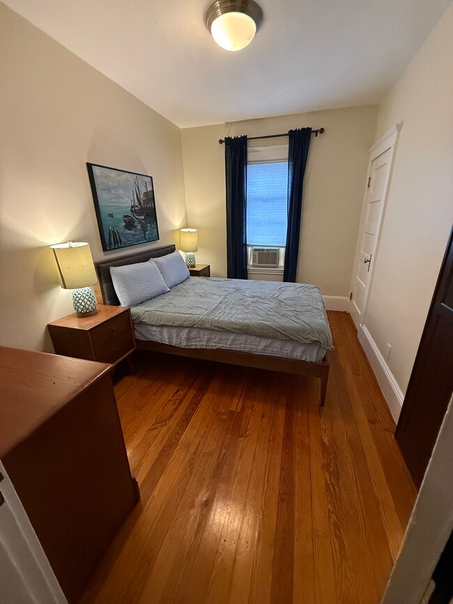Photo - 5 Belmont Sq Unit 5 Belmont SQ, 2