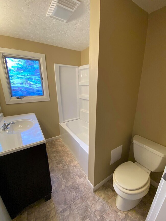 Photo - CNC Leasing Group