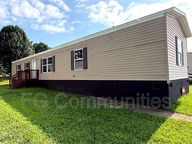 Photo - 112 Cloverleaf Ct