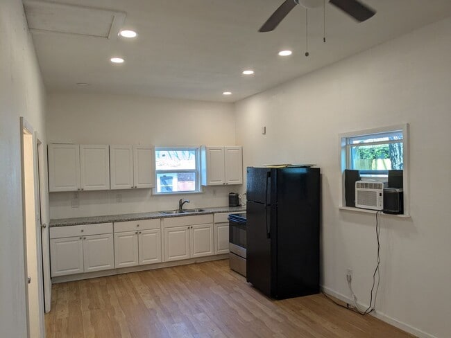 Photo - 1305 S 15th St Unit 1305 S 15th B