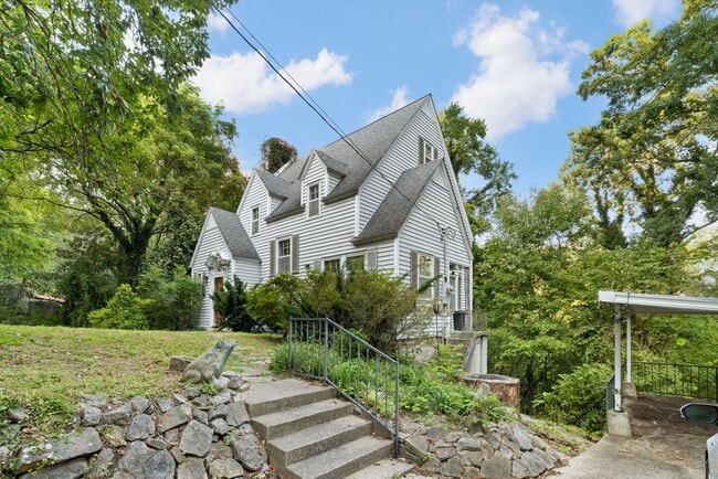 Photo - 783 Sanders Rd