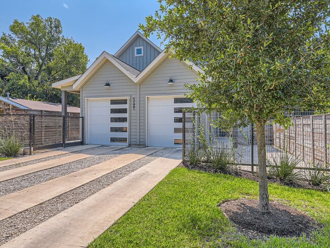 Austin Eastside Gem for Lease! - Austin Eastside Gem for Lease! House