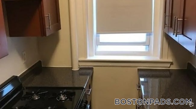 Building Photo - 1179 Boylston St Rental
