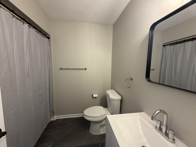 Photo - 7269 KY-405