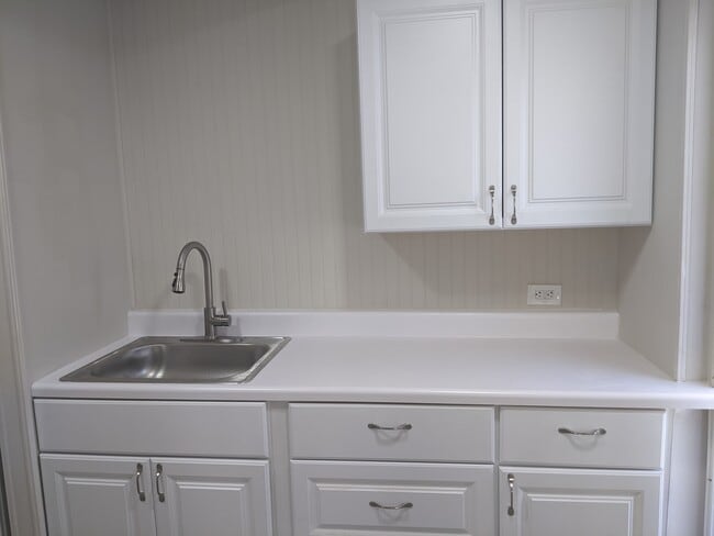 Photo - 1576 Ann St Unidad Apt A