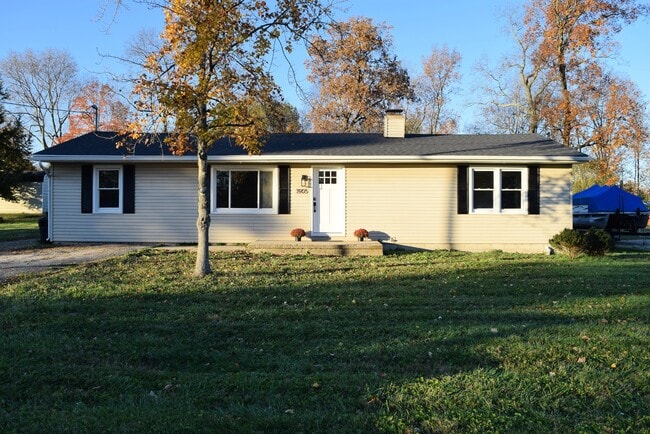 Photo - 1905 Ryan Rd