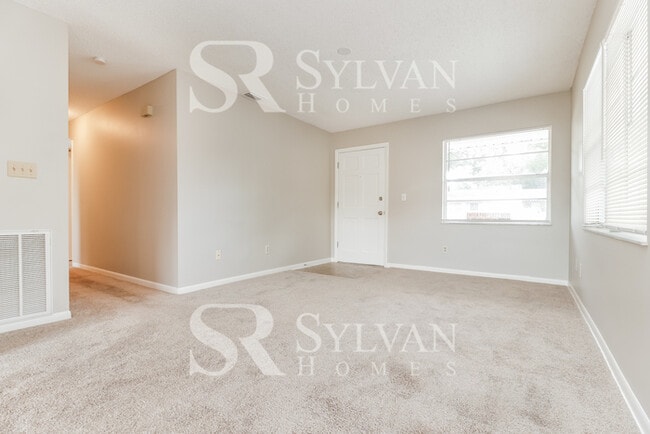 Photo - Welcome home to this 3 bedroom, 1 bathroom home