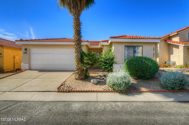 10407 N Fair Desert Dr