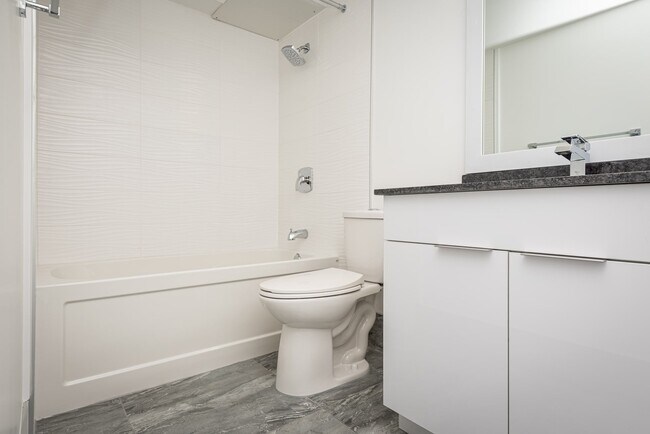 Photo - Oliver Tower