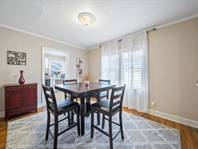 Photo - 1307 S Indianapolis Ave