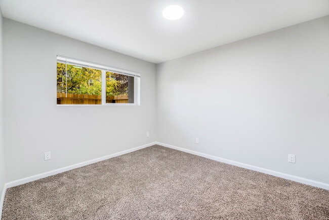 Stardust Apartments