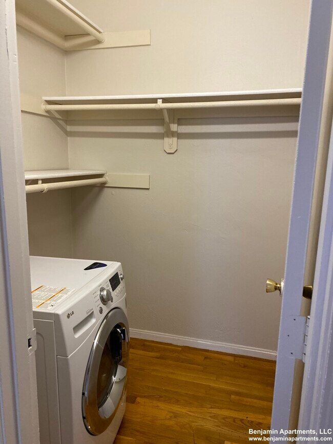 Photo - 226 Newbury St Unidad 31