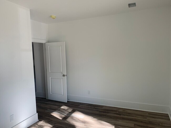 1100 Lancaster St Unit A