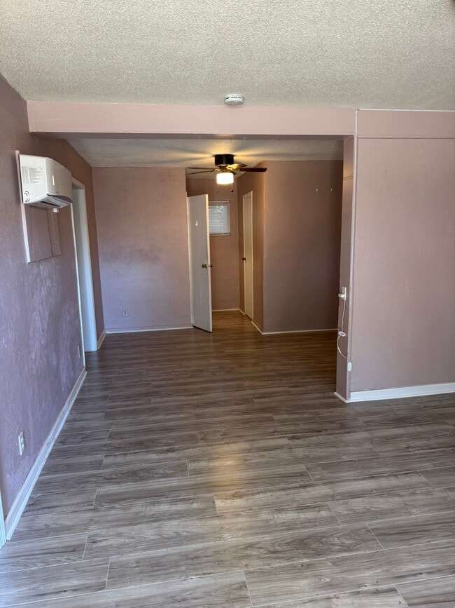 Photo - 244 Hollywood Blvd SE Unit B