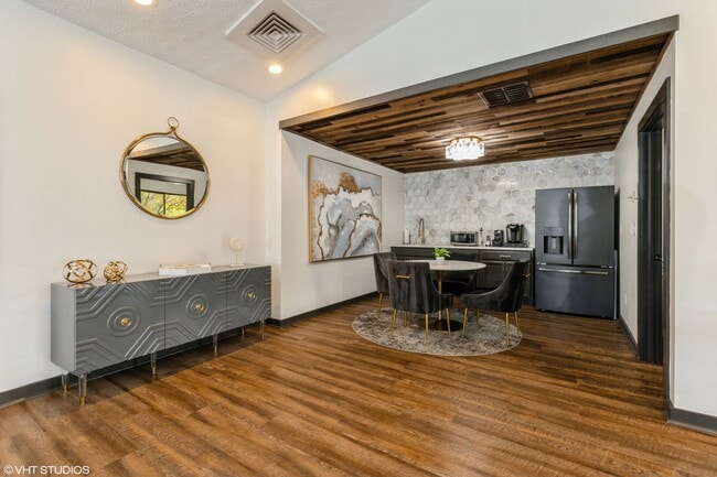 Springburne at Polaris Apartments