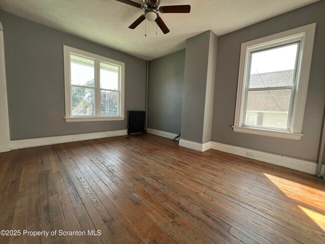 Photo - 2087 N Main Ave