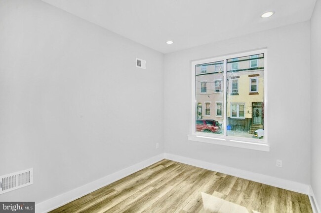 Photo - Brand New Luxury Apartments Unit 1