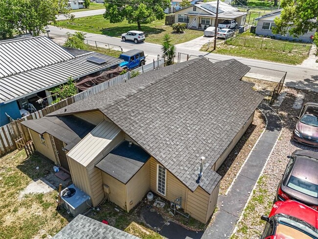 Photo - 517 Oak St