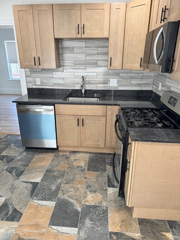 Photo - 38 Willow Ave Unit 38