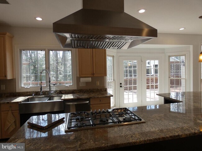 Photo - 6422 Lake Meadow Dr