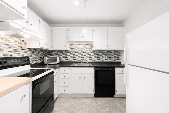 Photo - 147 Milk St Unit 18