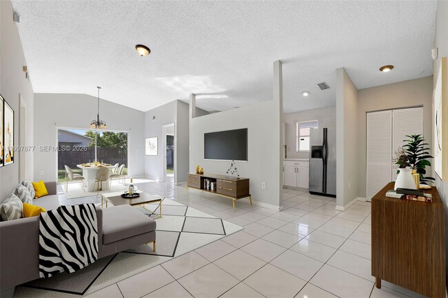 Photo - 20932 SW 118th Ave