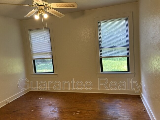 Photo - 2246 SE 3rd Ave