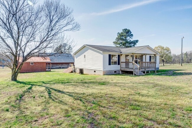 Photo - 3 Bedroom/2 Bathroom Equine Farm Home
