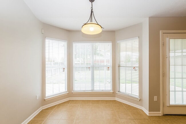 Photo - 2717 Baird Dr