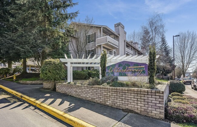 2bd/2ba Woodinville Condo - 2bd/2ba Woodinville Condo Unit B105