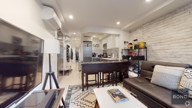 Building Photo - 21 Avenue B Unit 301 Rental