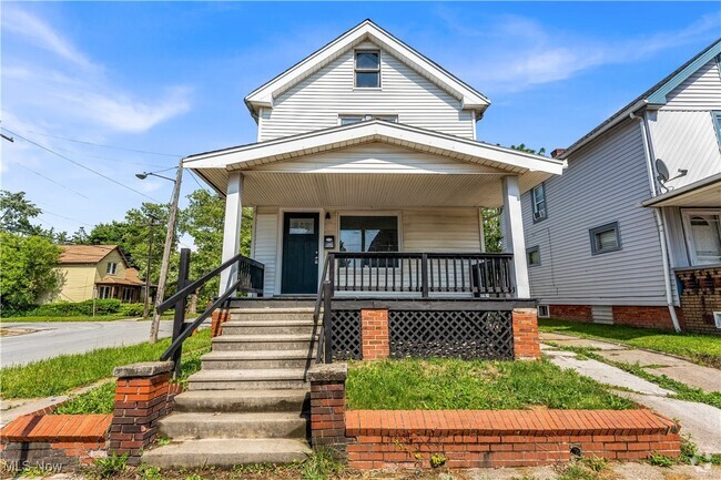 Building Photo - 17308 Grovewood Ave Rental