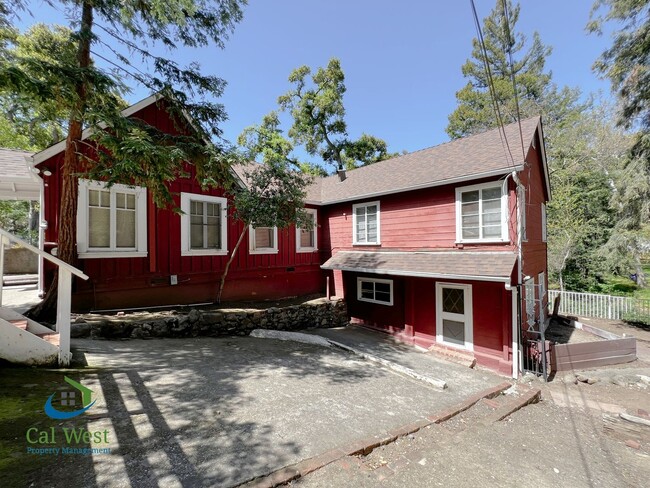 $3,695 - Beautiful 3 BD/1.5 BA Home in Old... - $3,695 - Beautiful 3 BD/1.5 BA Home in Old...