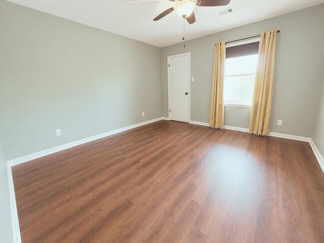 Photo - 112 Goodner Ln