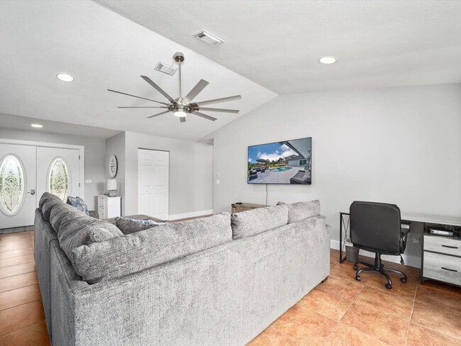 Photo - 2 Cedar Ct Unit ID1261623P