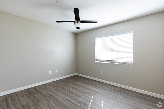 1 BR, 1 BA - Bedroom - Chapter 3240