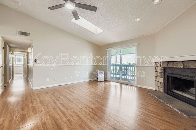Building Photo - 18063 E Ohio Ave Unit 201 Rental