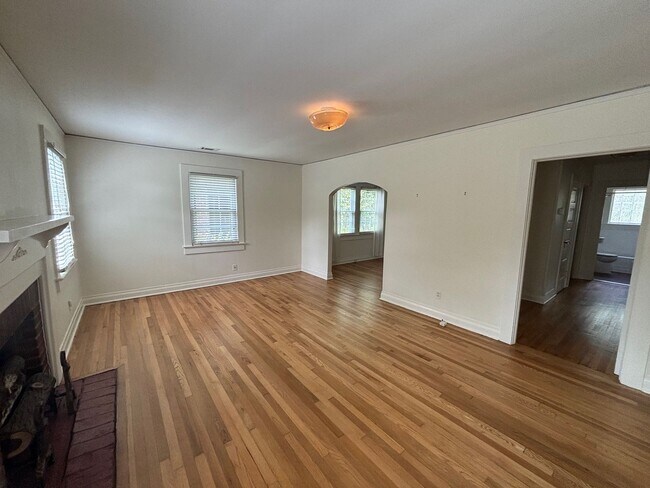Photo - Charming 2 Bedroom 1 Bath House