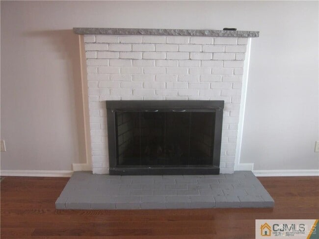 Photo - 239 Amboy Ave