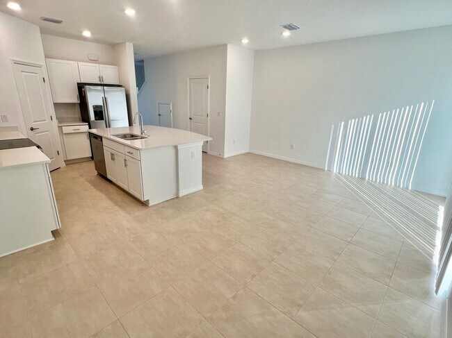5869 Biscotti St