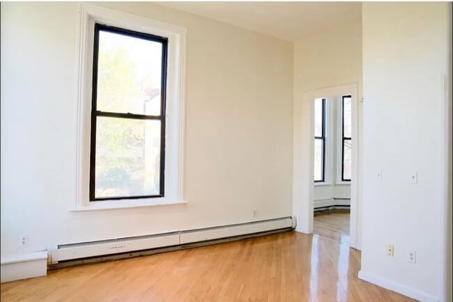 Photo - 435 Shawmut Ave