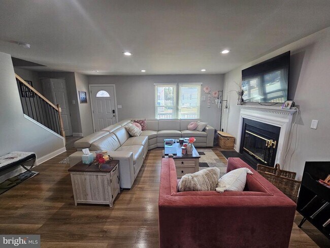 Photo - 3108 Sounding Dr