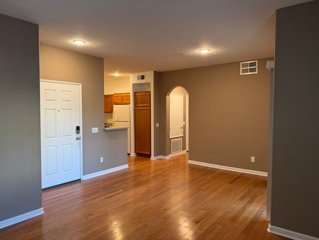 Photo - 26466 Arboretum Way Unit 26466 Arboretum Way #2301