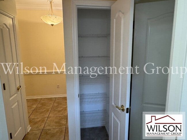 Photo - 6873 Northwich Dr