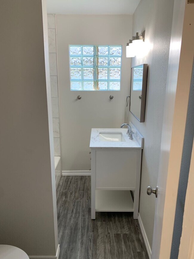 Photo - 4118 S Ong St