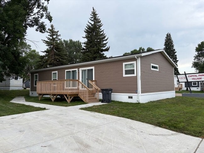 Building Photo - 3 bed 2 bath Manufactured Home