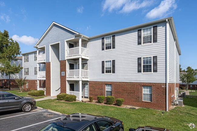 Building Photo - The Grove Apartments