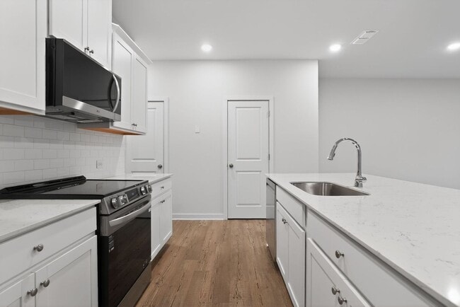 Photo - 1731 Harper Lily Ln