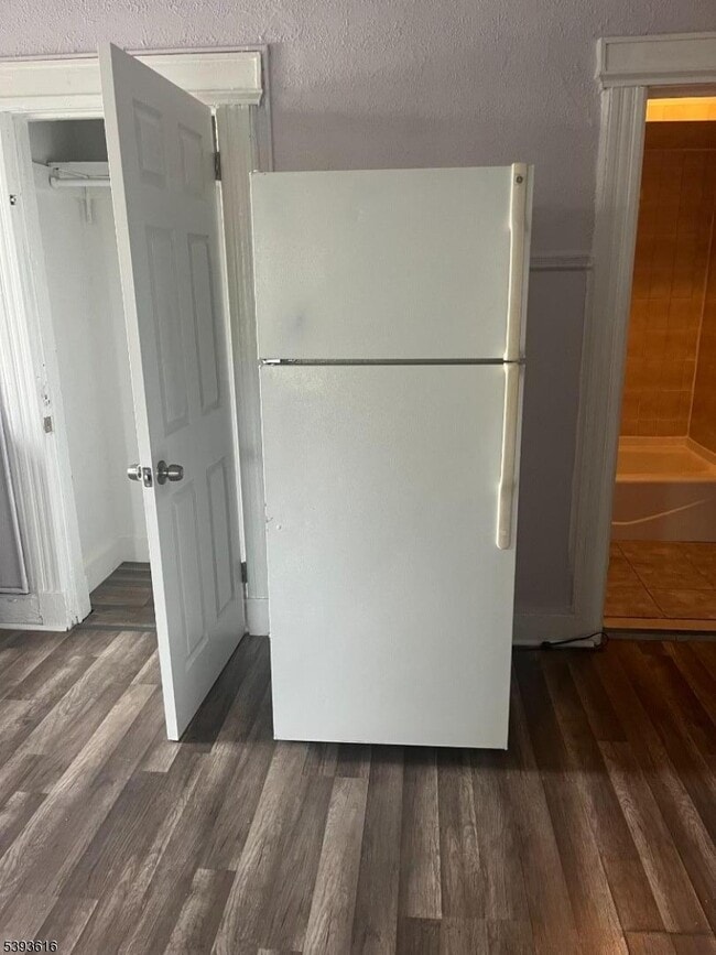 Photo - 1055 Main Ave Unidad 12